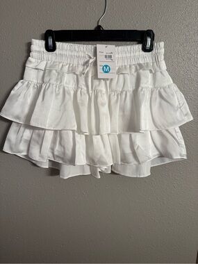 Women’s White Ruffle Tiered Skort with Elastic Waist
